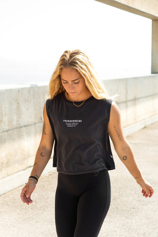 LIFT HEAVY RUN FAST - CROP TOP - THUNDERNOISE